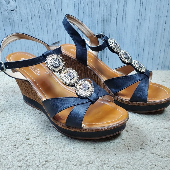 Patrizia by Spring Step Shoes - Patricia by Spring Step Satrada-B Medallion Wedge Heel, 41 (U.S. 9.5-10), Black
